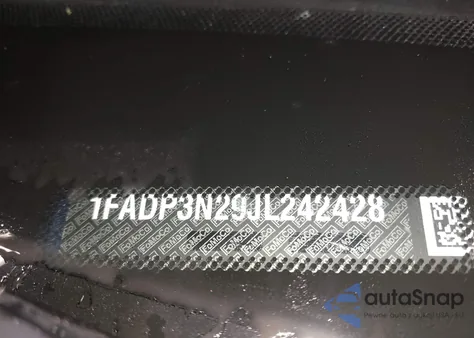 2018 Ford Focus Titanium из США, поврежденный, VIN 1FADP3N29JL242428